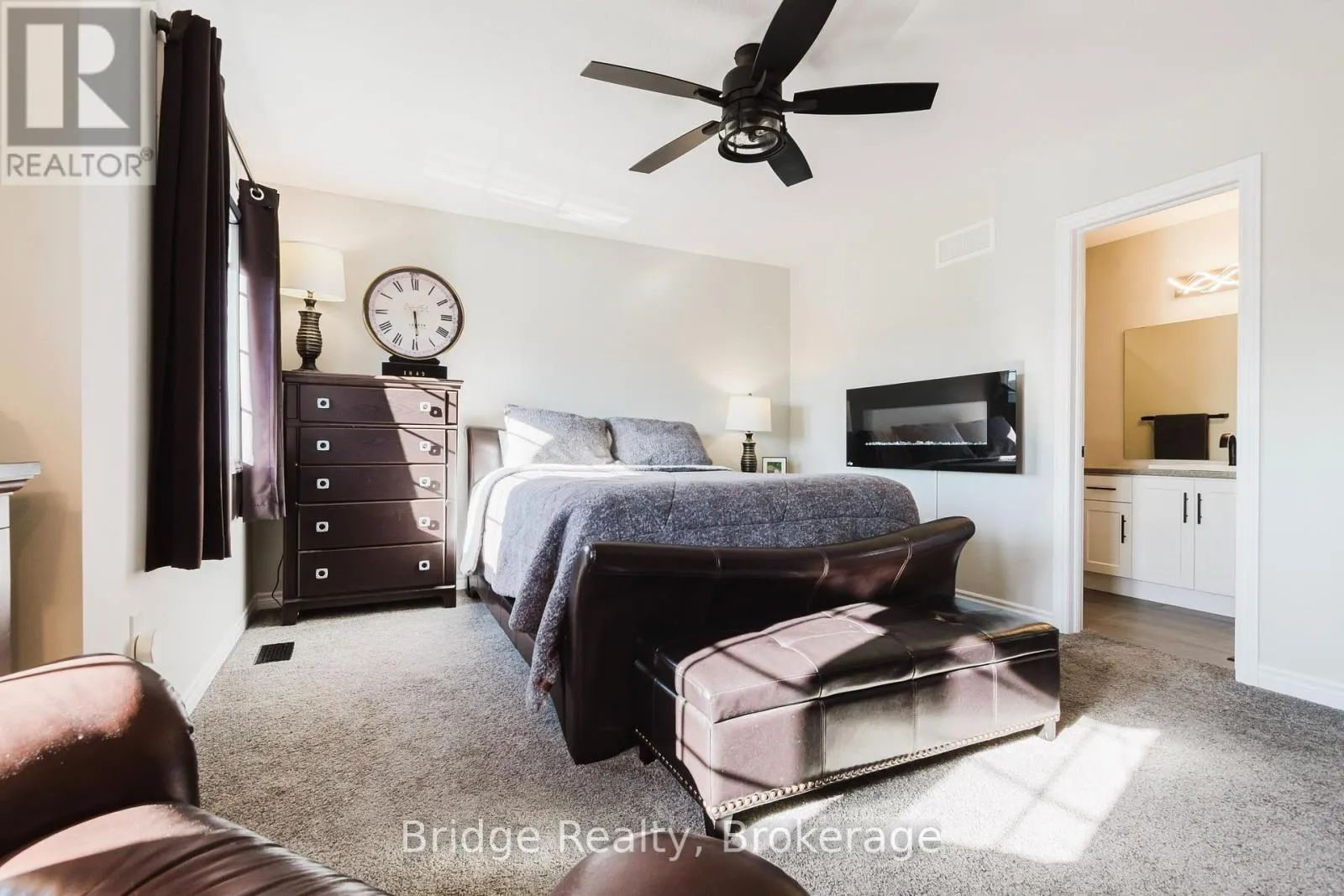 1637 DUNKIRK AVENUE