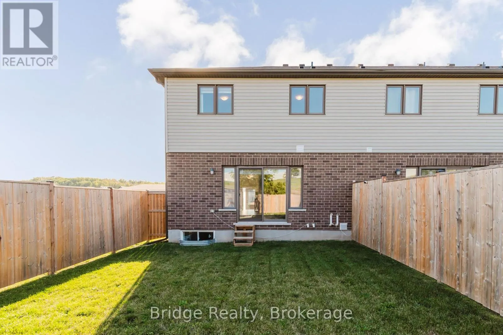 1637 DUNKIRK AVENUE