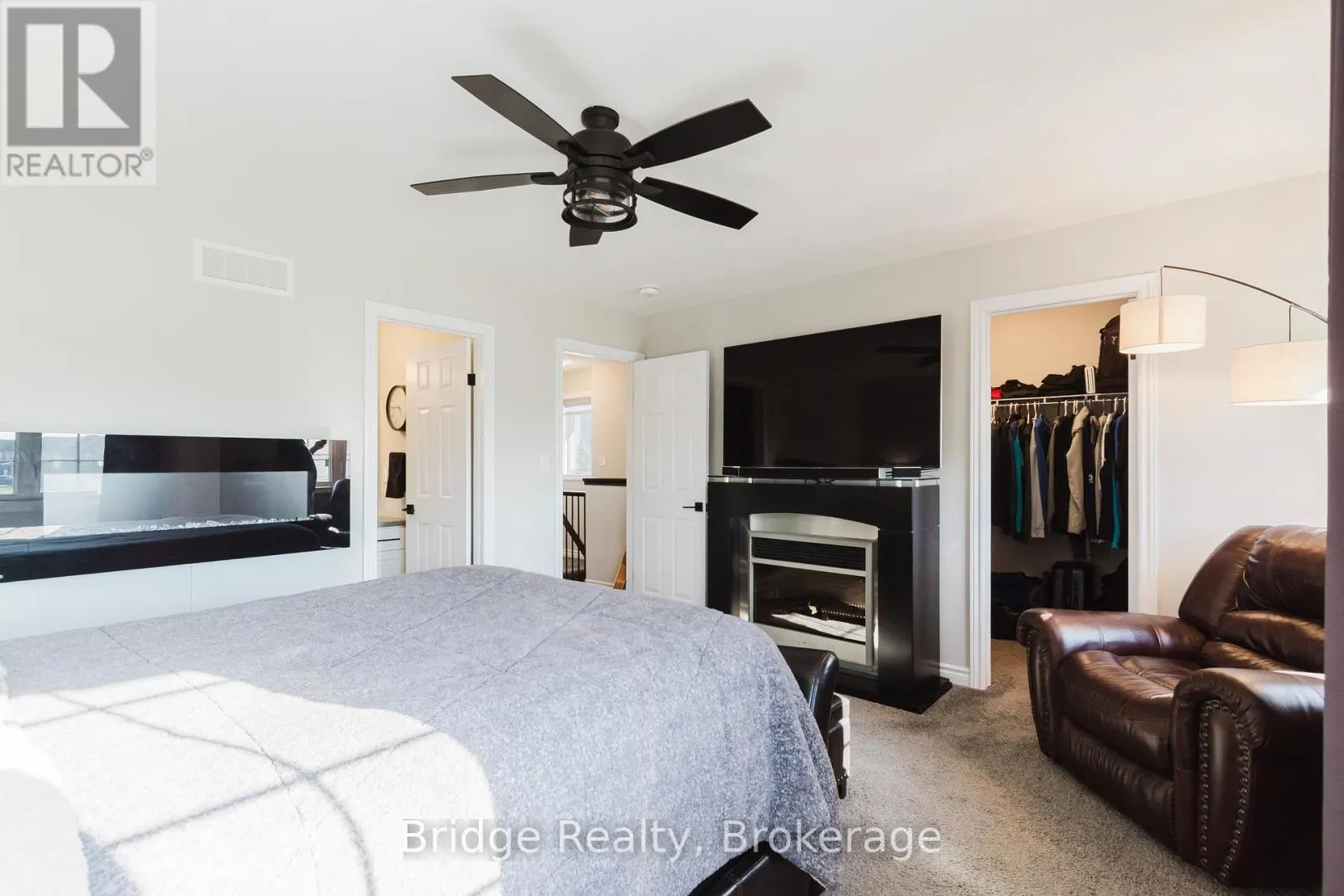 1637 DUNKIRK AVENUE
