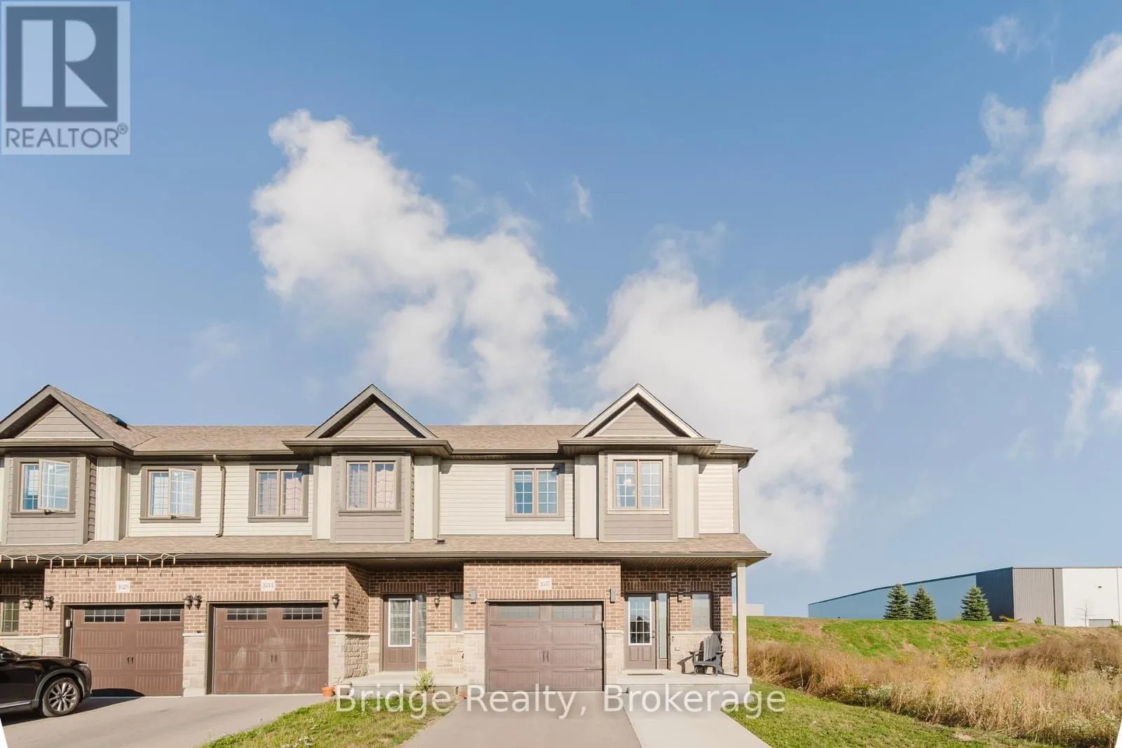 1637 DUNKIRK AVENUE
