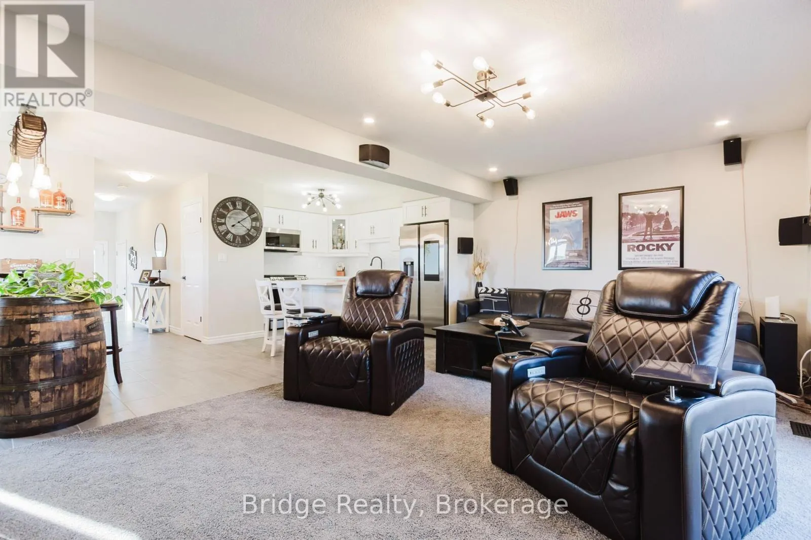 1637 DUNKIRK AVENUE