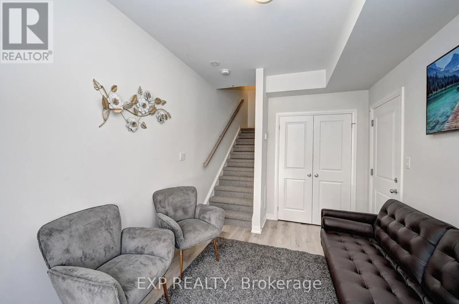 161 - 155 EQUESTRIAN WAY