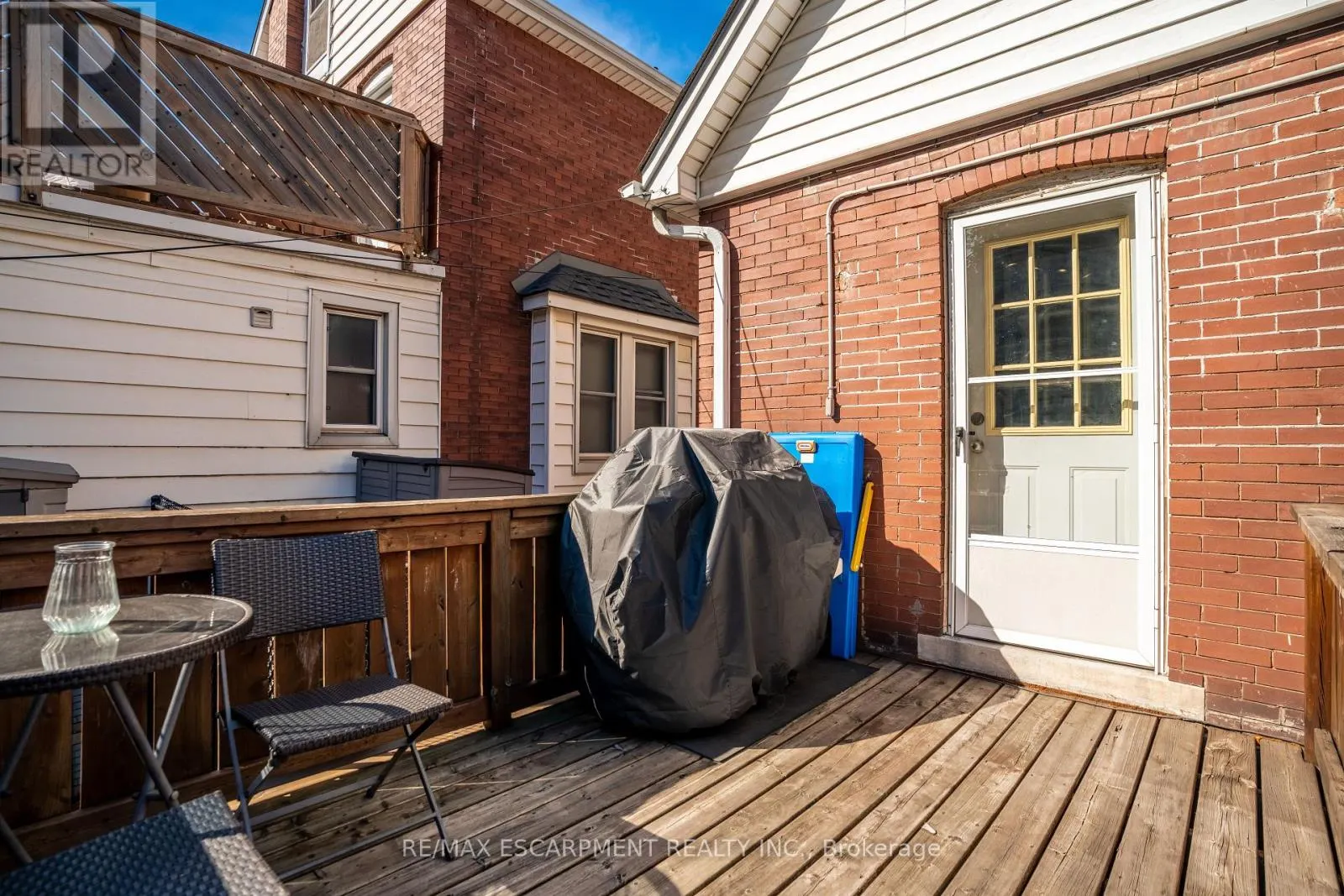 73 KENILWORTH AVENUE S