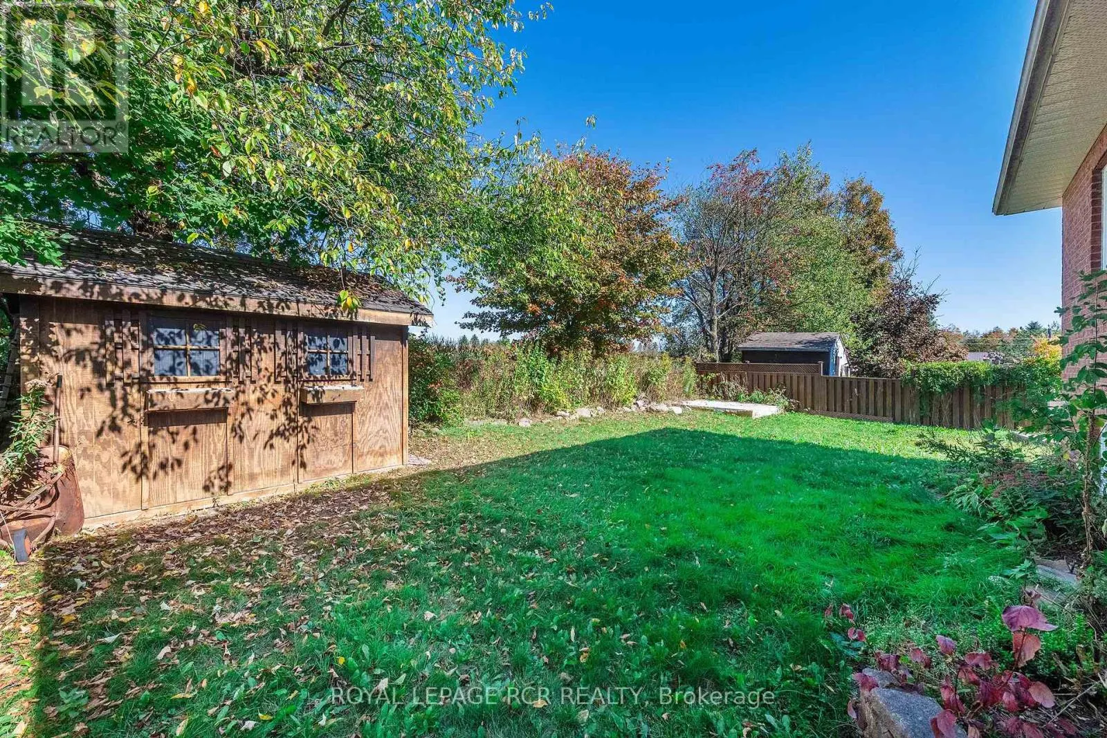 34 WILSON CRESCENT