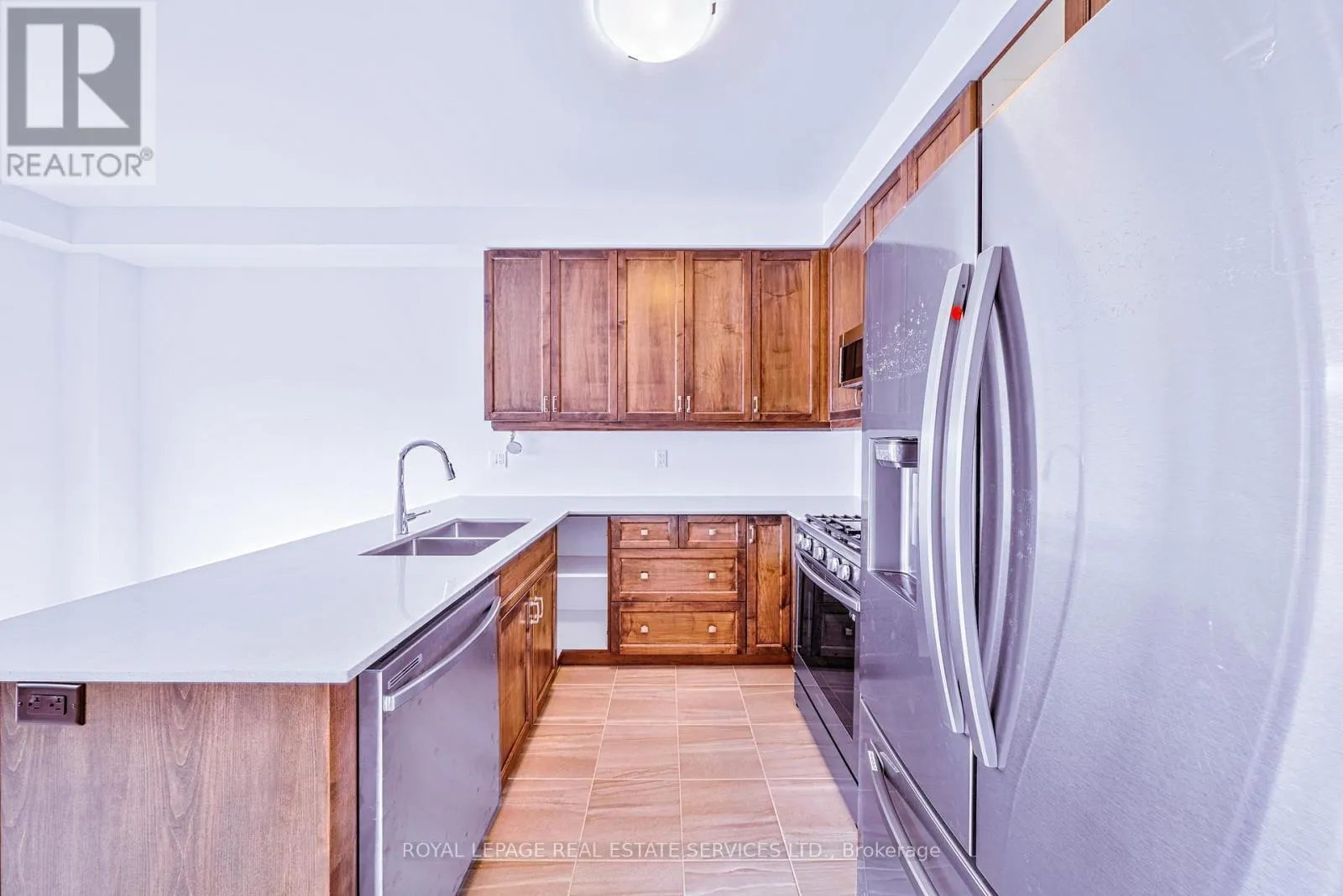 12 ELKINGTON LANE
