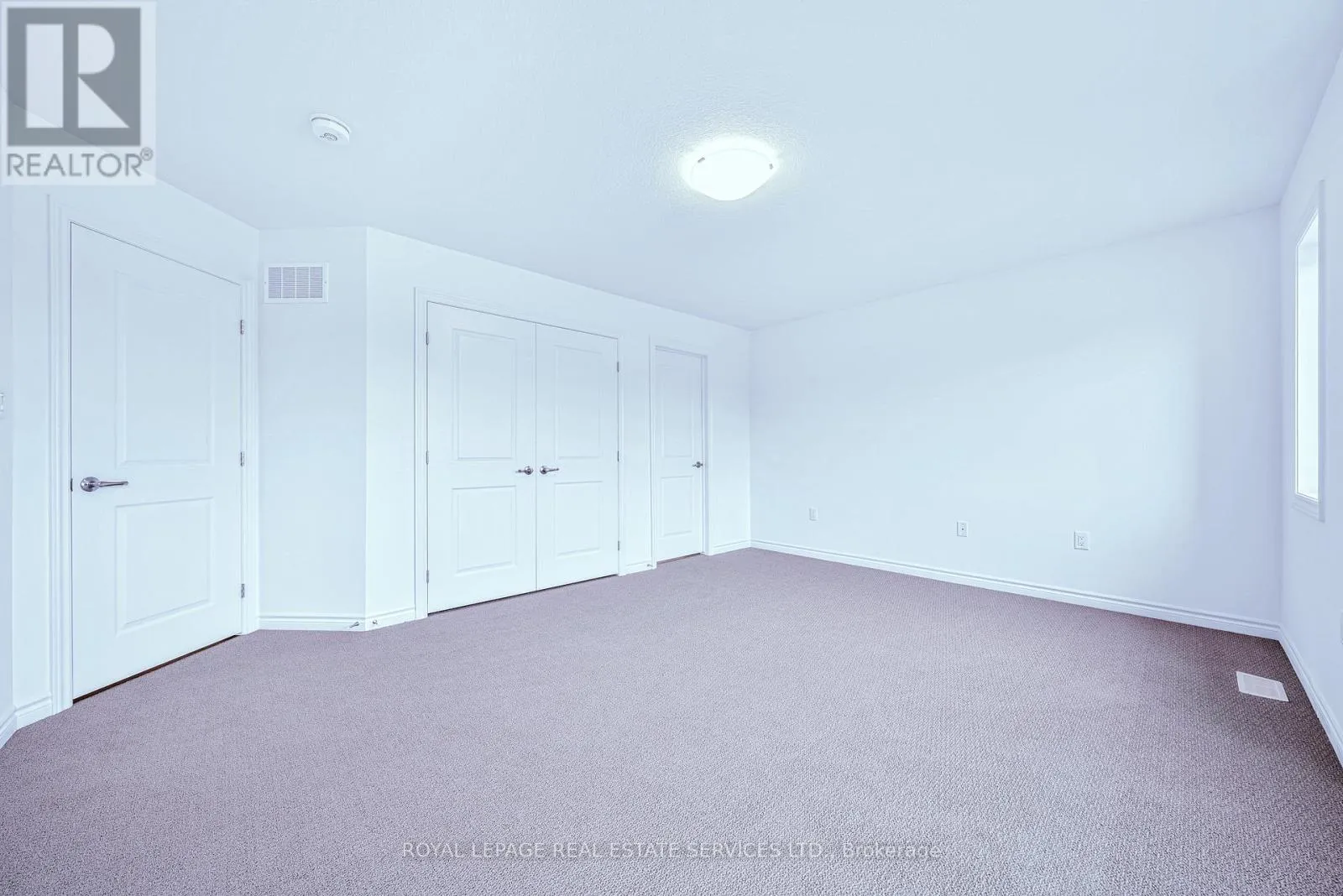 12 ELKINGTON LANE