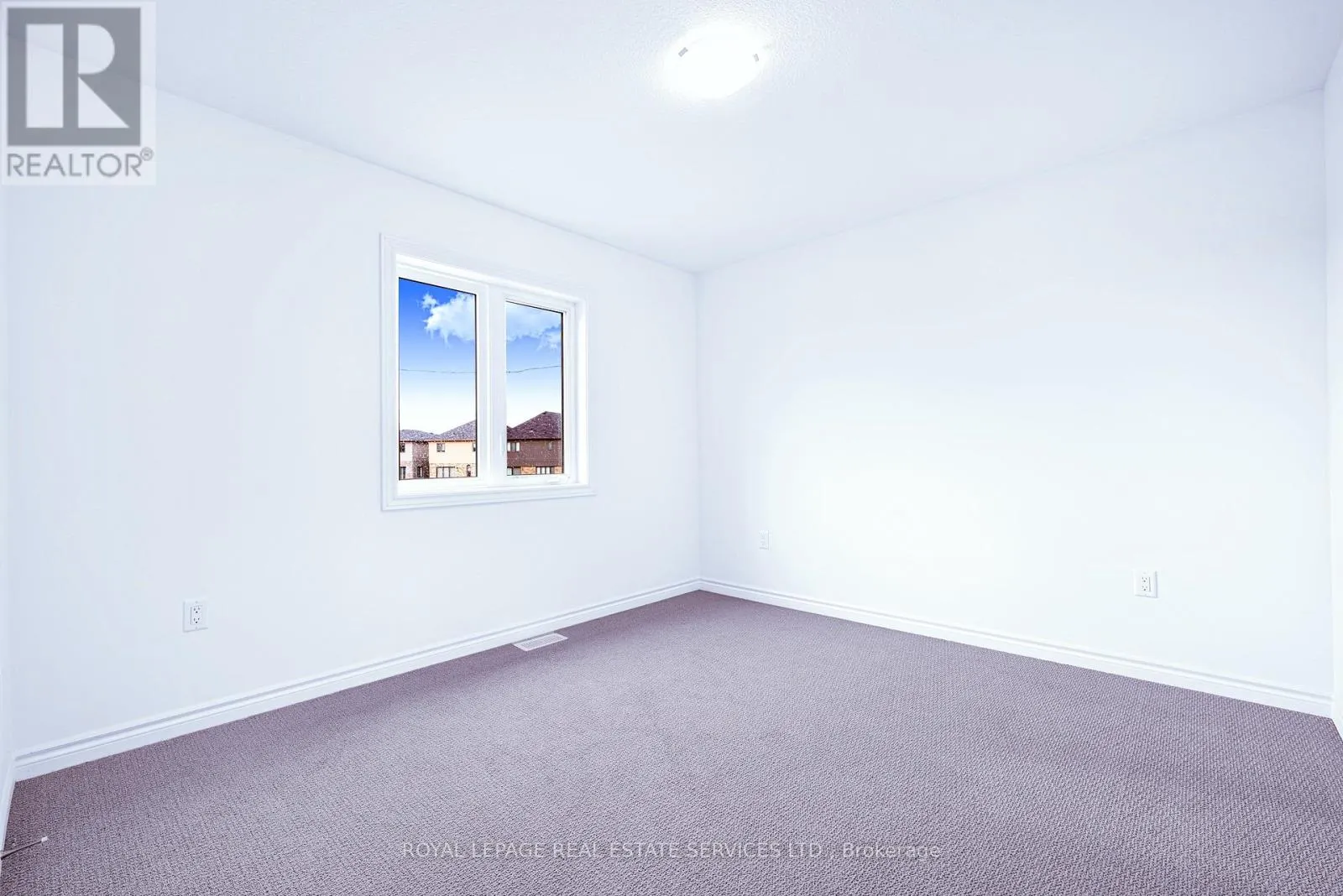 12 ELKINGTON LANE