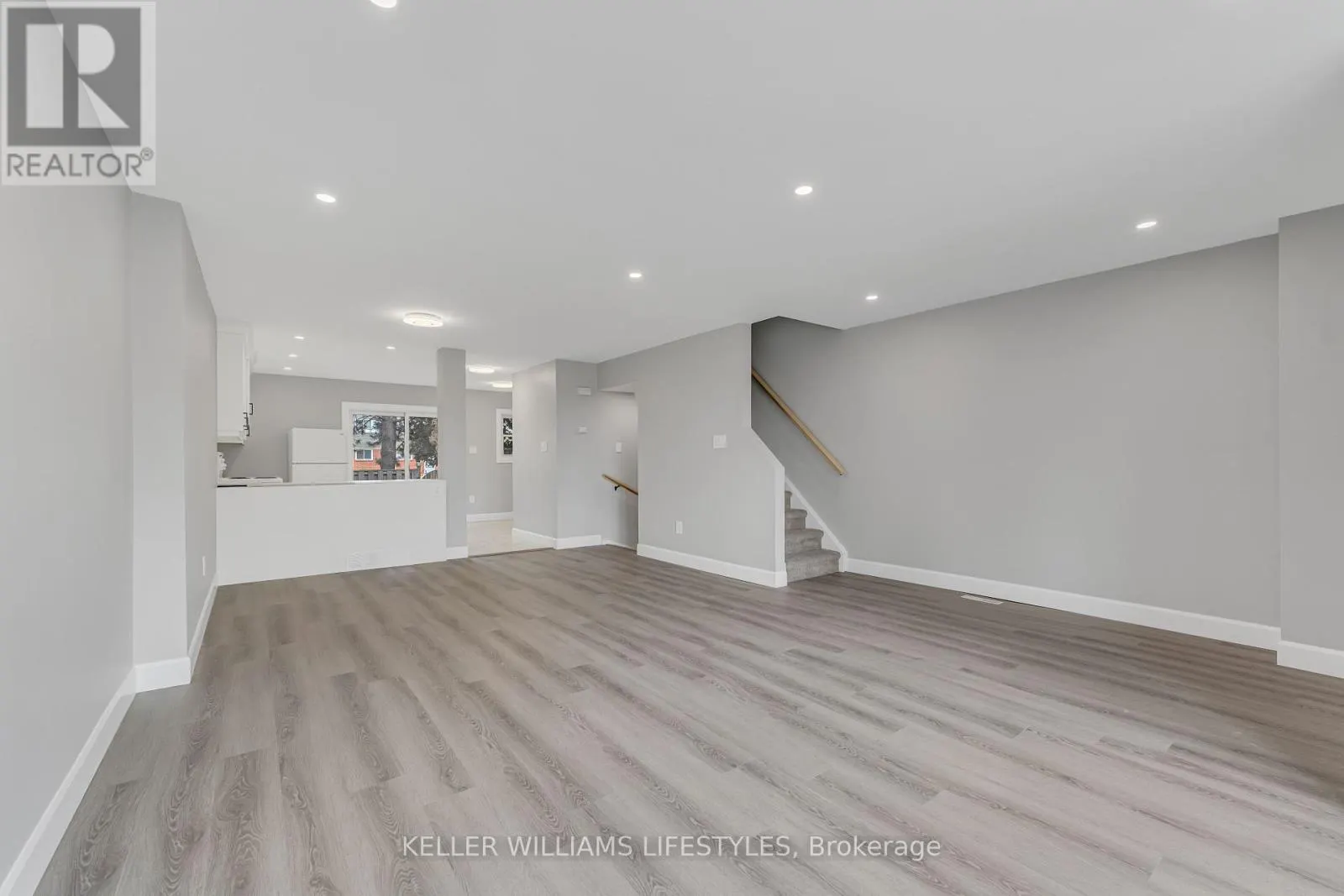 182 - 700 OSGOODE DRIVE, #182