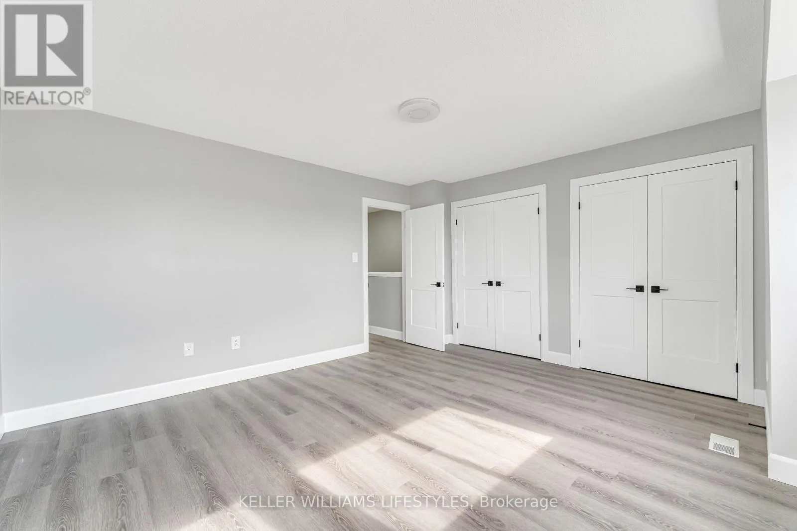 182 - 700 OSGOODE DRIVE, #182