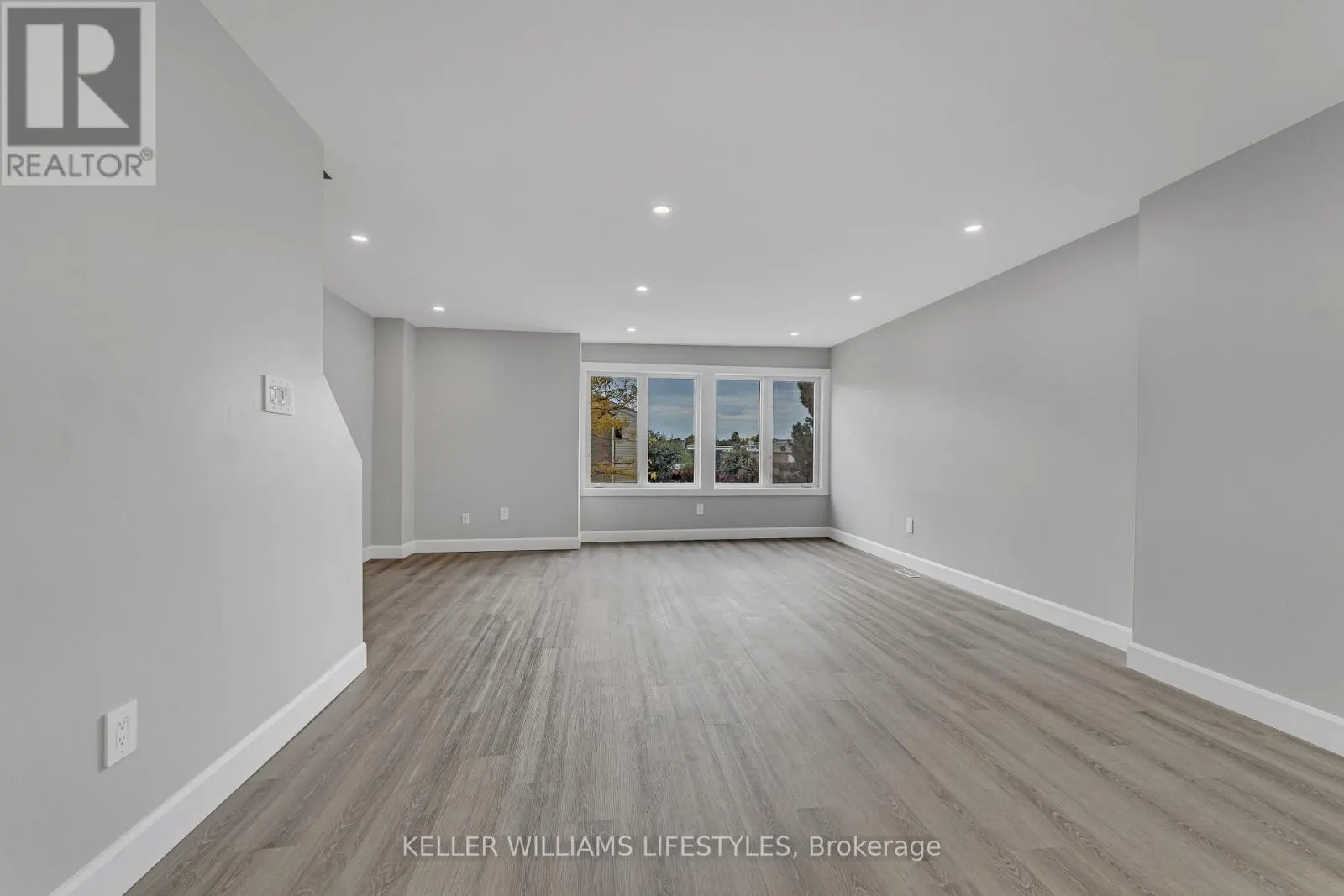 182 - 700 OSGOODE DRIVE, #182