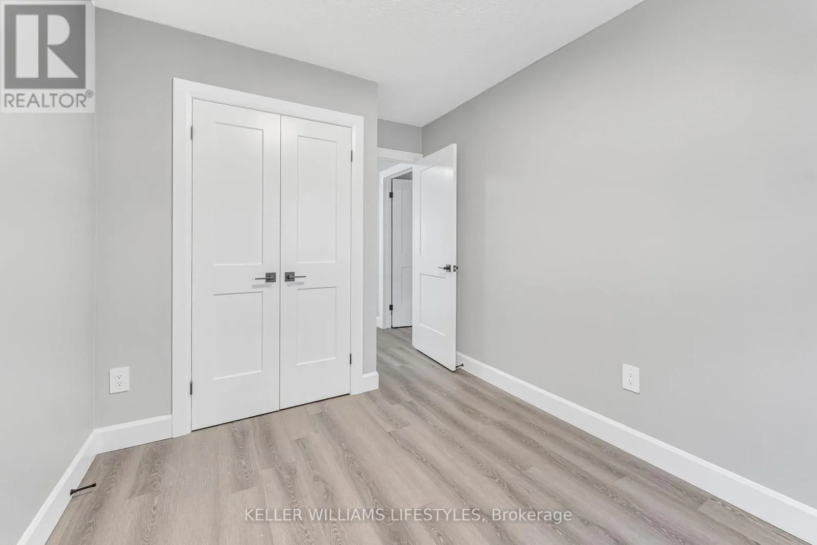 182 - 700 OSGOODE DRIVE, #182