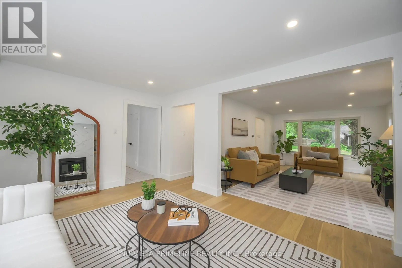 50 MERIDENE CRESCENT E