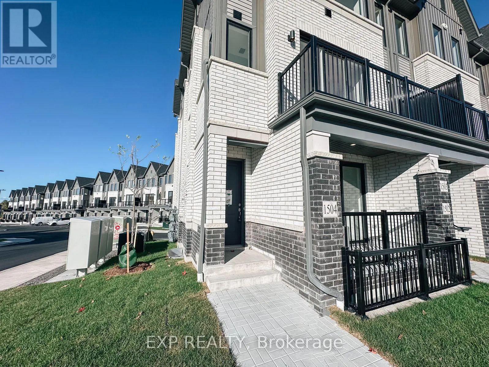 1504 - 160 DENSMORE ROAD, #1504