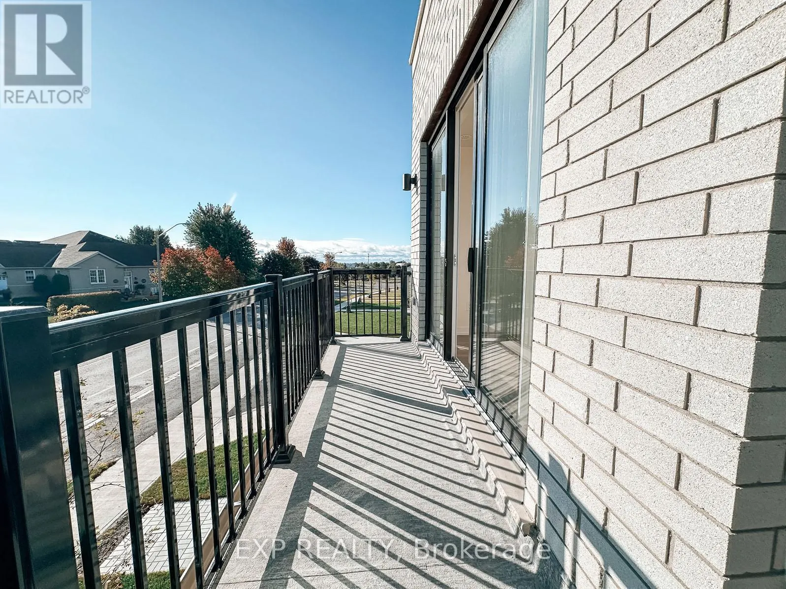 1504 - 160 DENSMORE ROAD, #1504