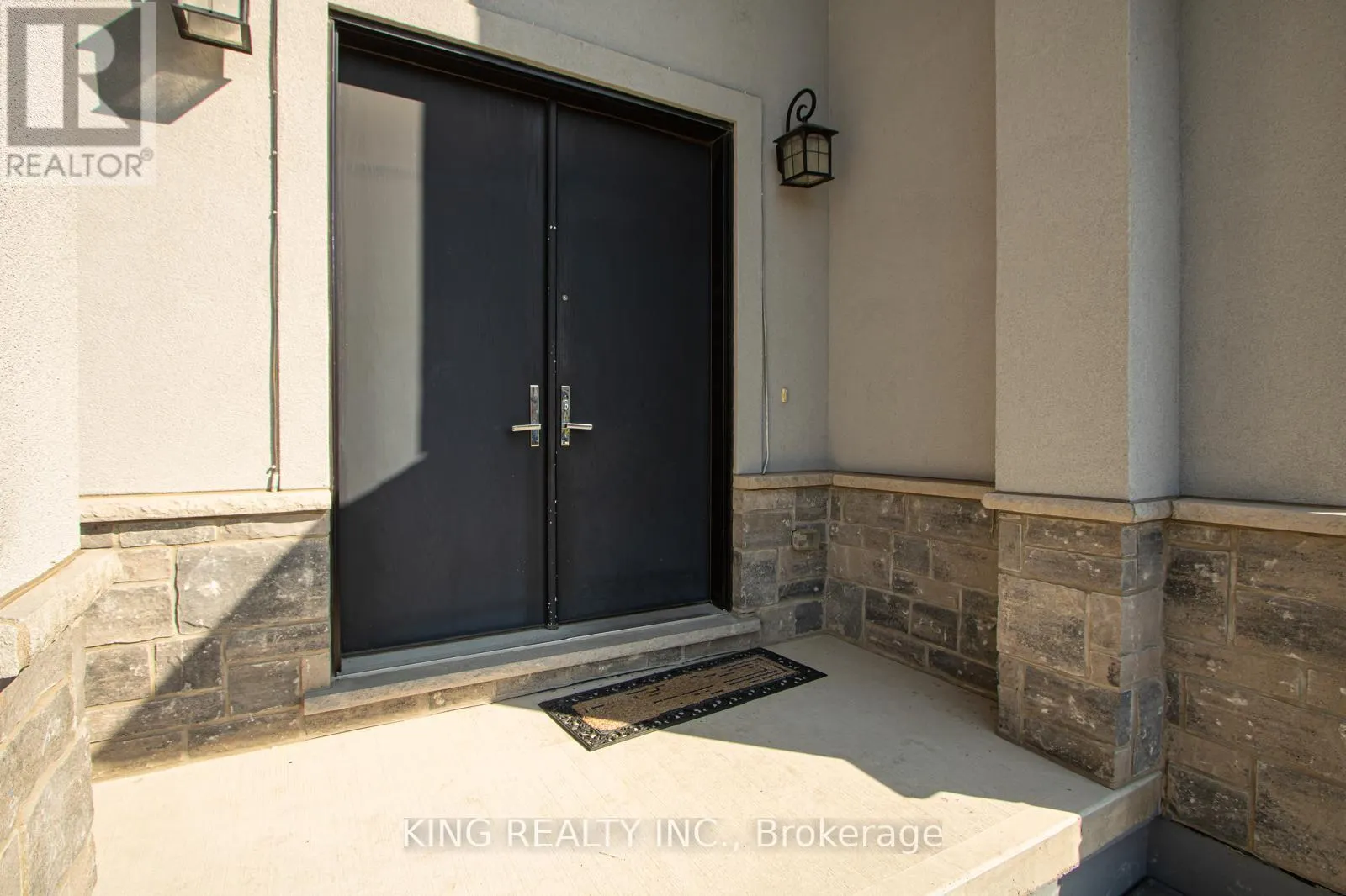 2880 DOYLE DRIVE