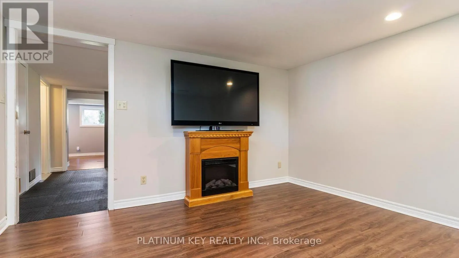 8846 GLENDON DRIVE