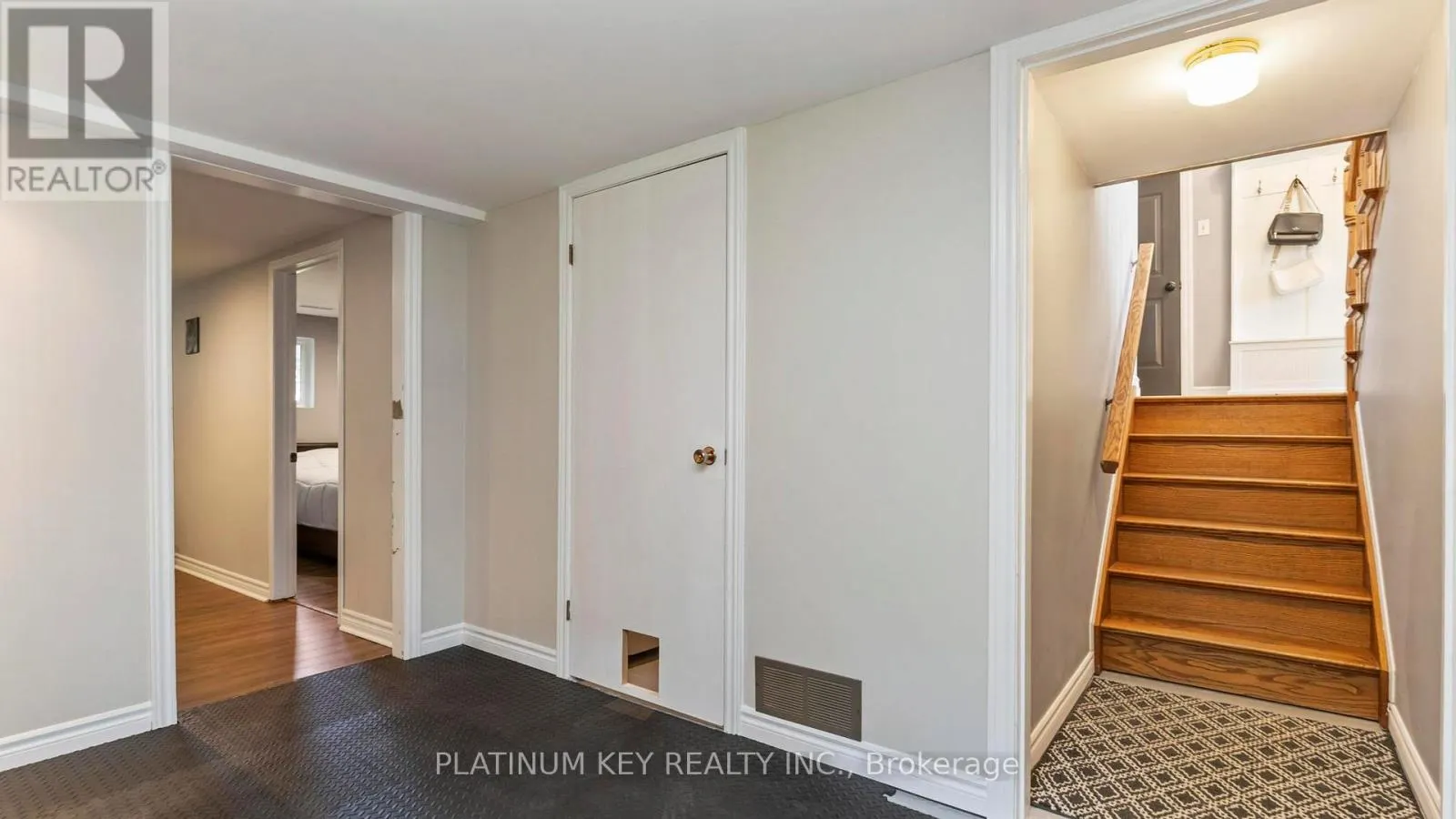 8846 GLENDON DRIVE