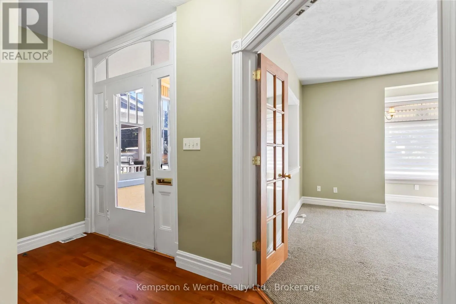 439 MAIN STREET W