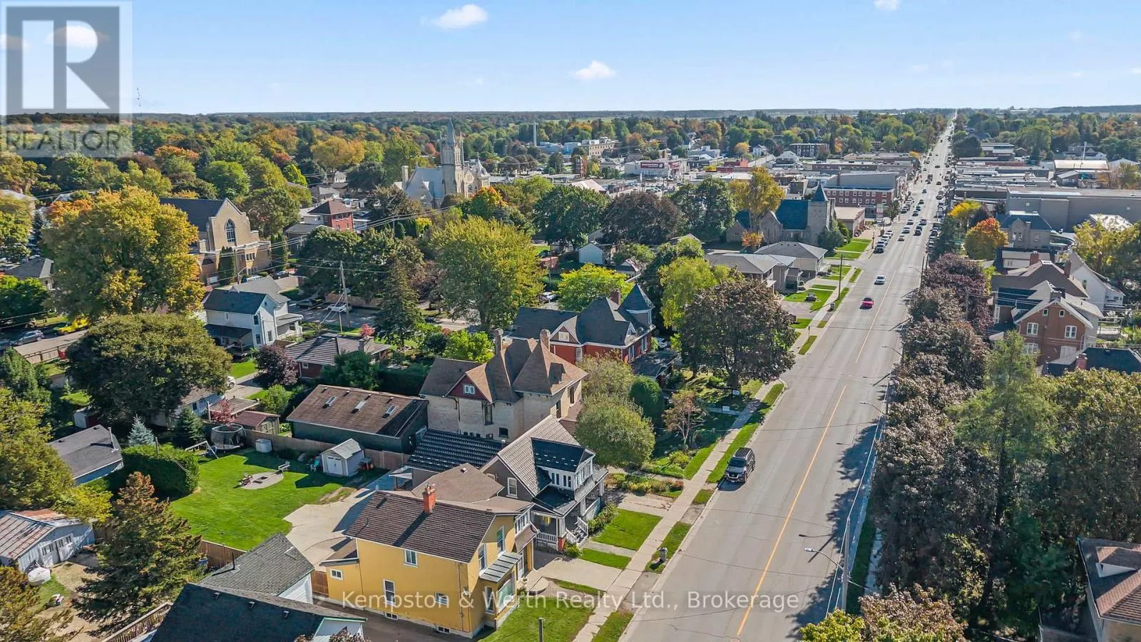 439 MAIN STREET W