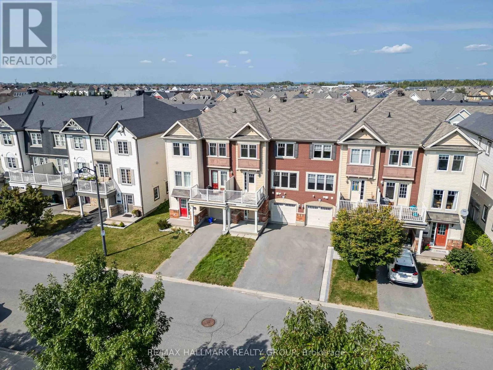 164 SUNSHINE CRESCENT