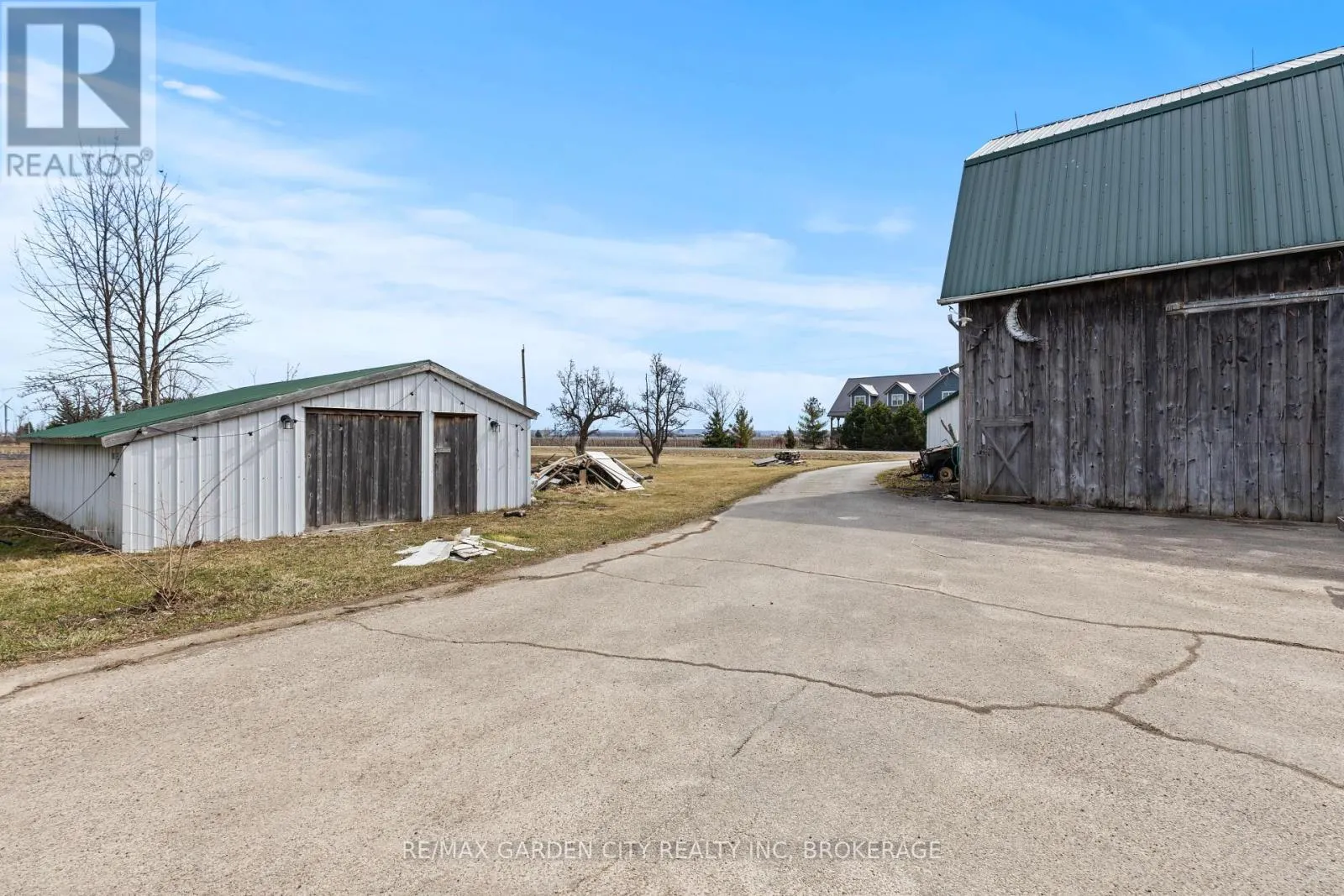 997 NIAGARA STONE ROAD