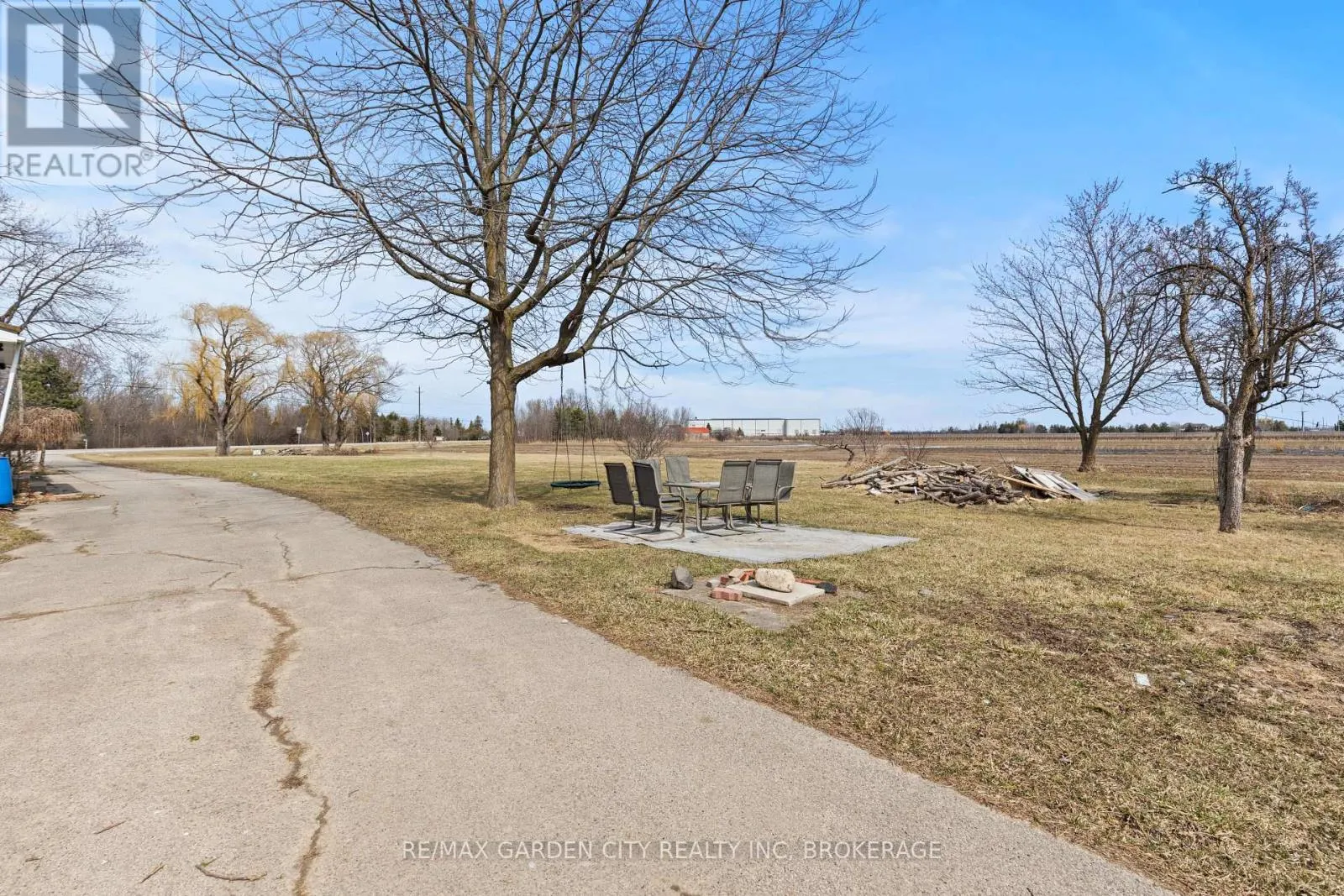 997 NIAGARA STONE ROAD