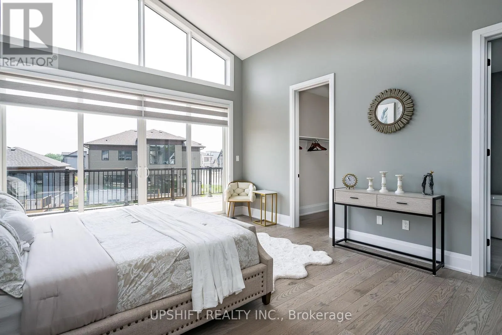 141 SPRINGSIDE CRESCENT