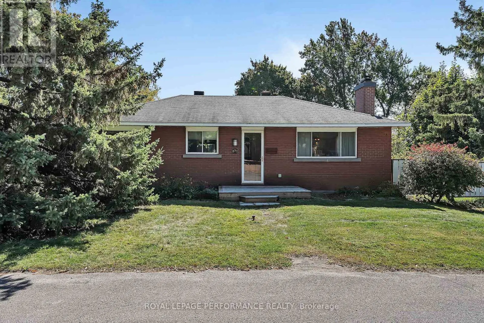 890 BERMUDA AVENUE