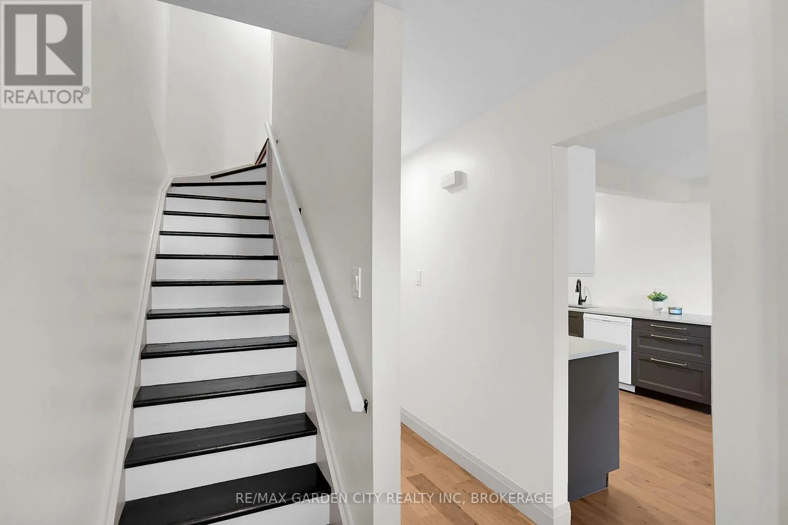 85 - 185 DENISTOUN STREET, #85
