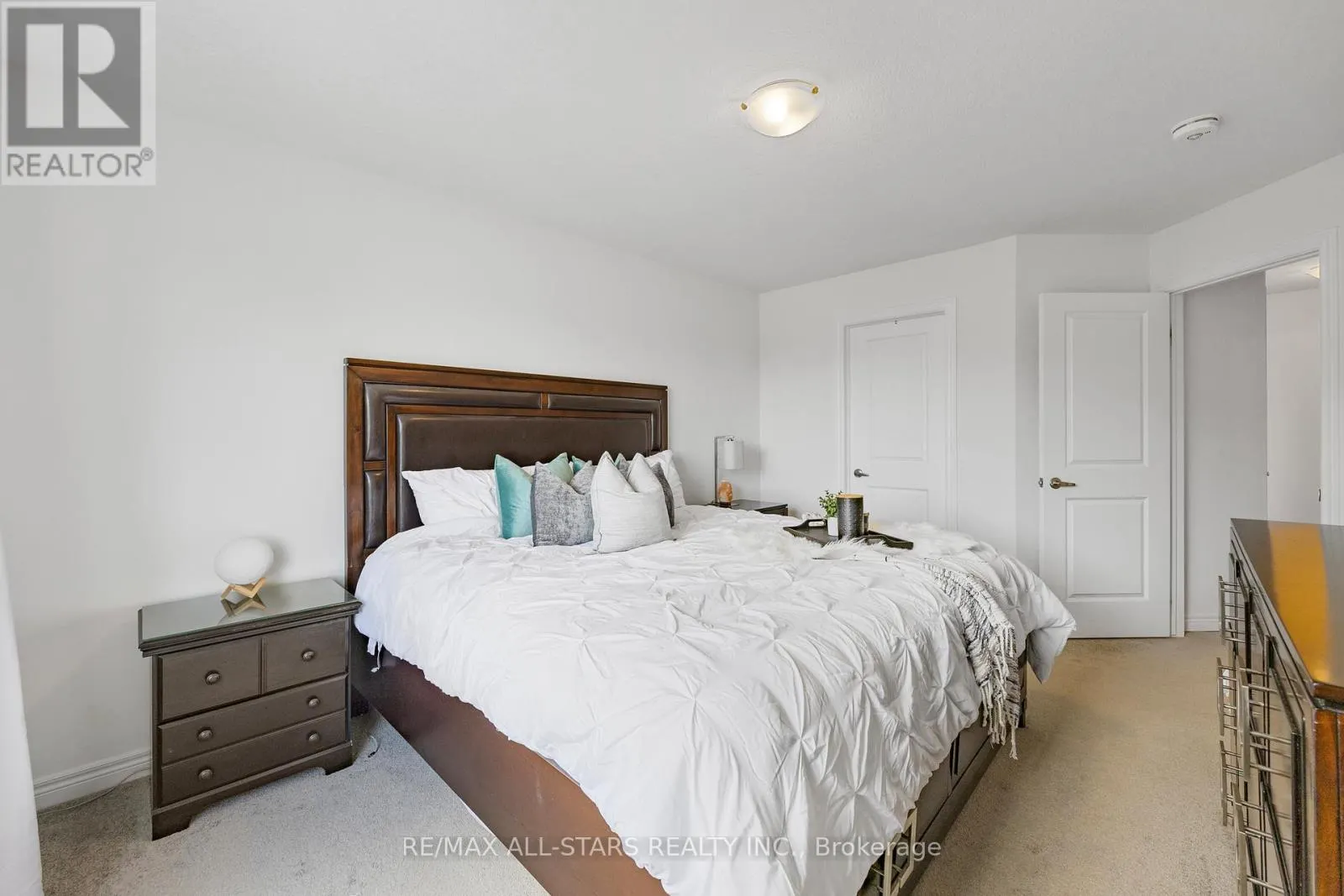 79 DRYDEN LANE