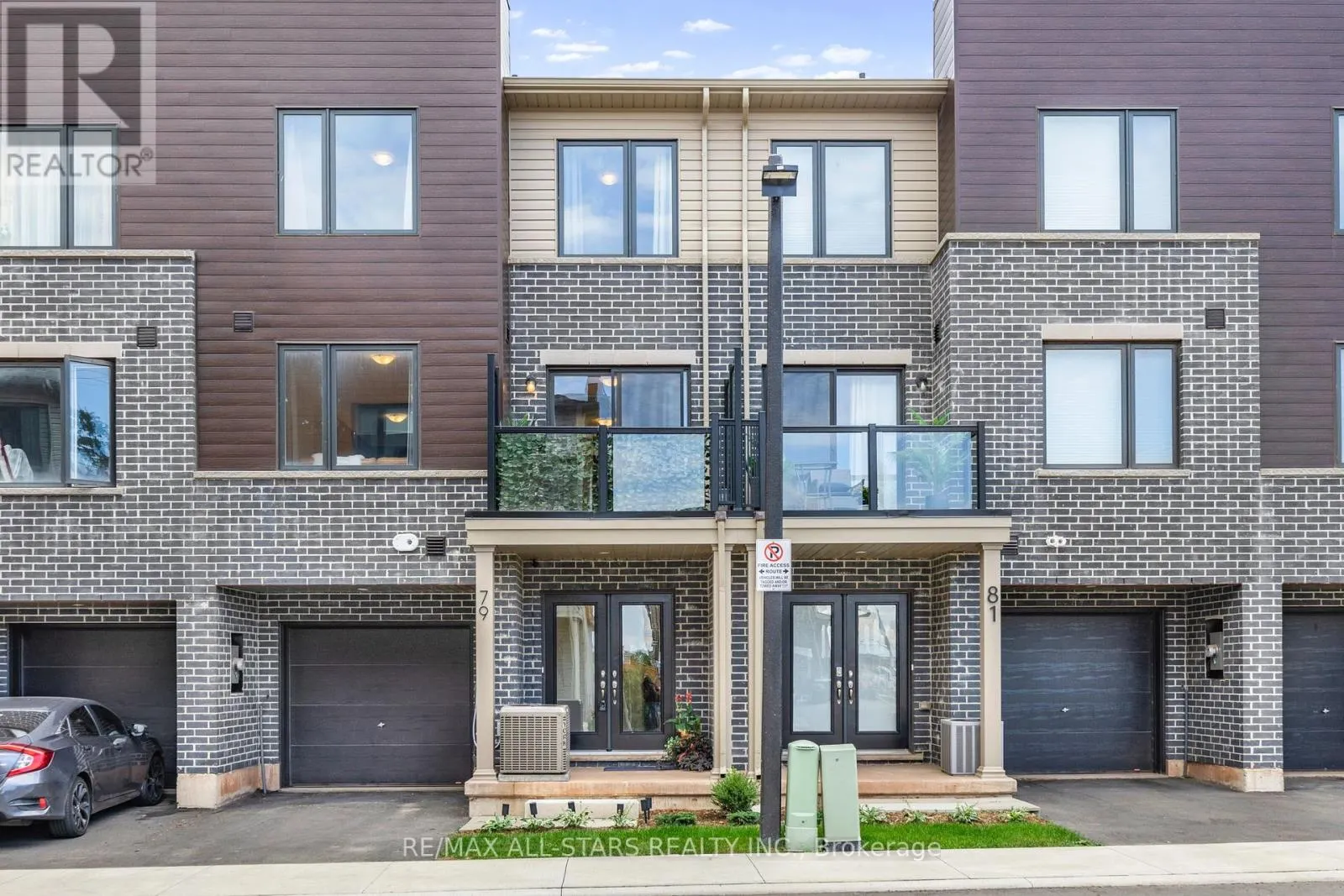79 DRYDEN LANE