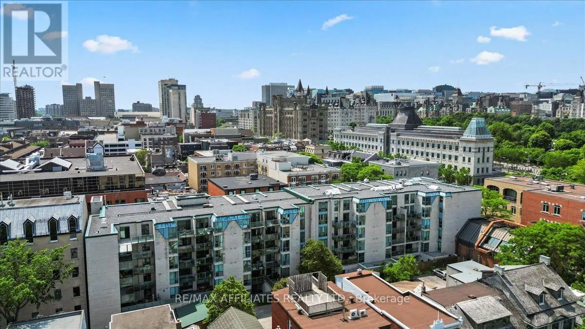 308 - 15 MURRAY STREET