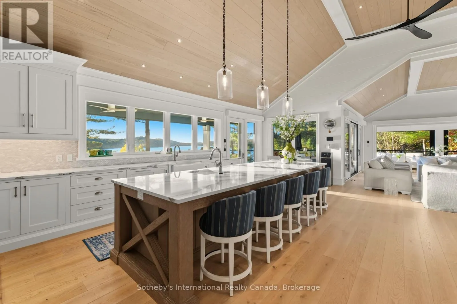 800 BIG ISLAND ROAD