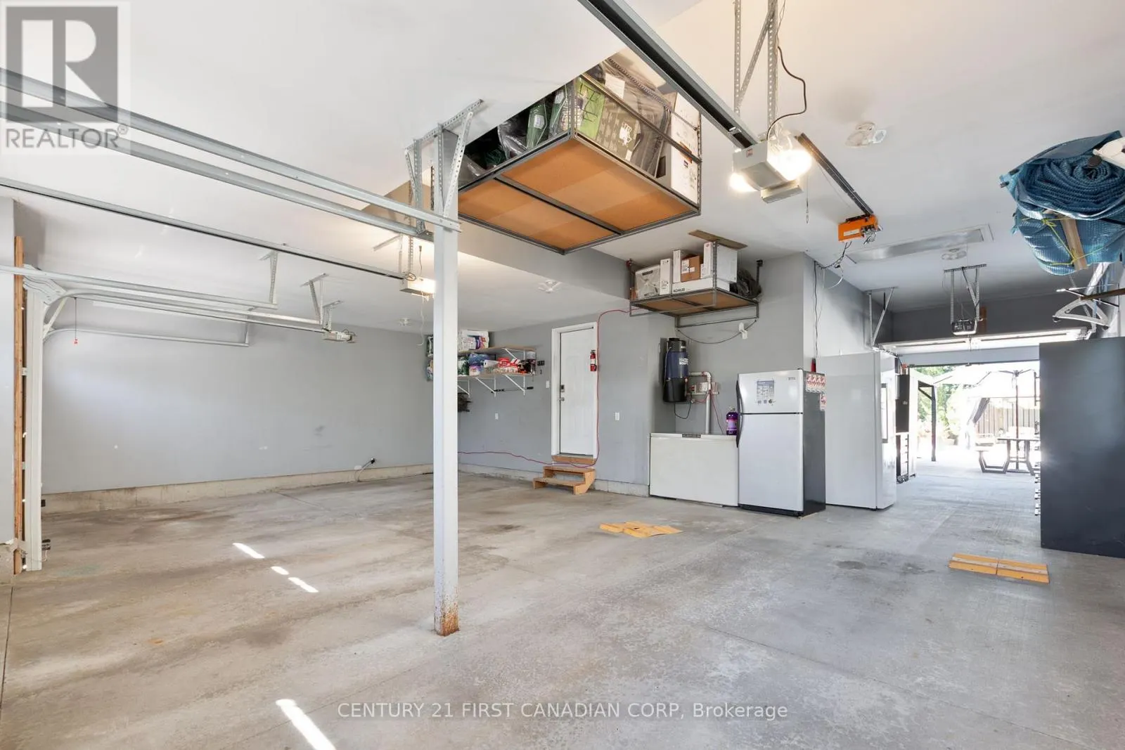 3403 SETTLEMENT COURT