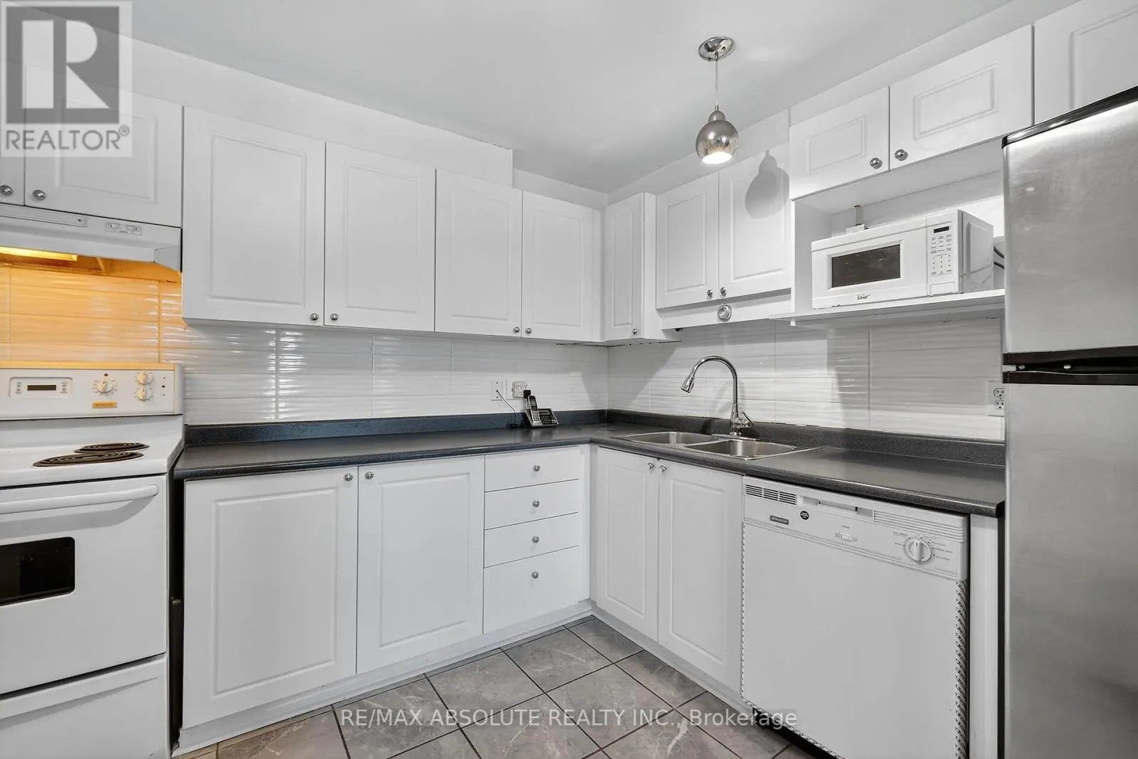 2628 BASELINE ROAD