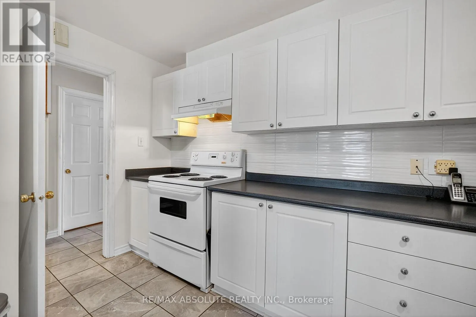 2628 BASELINE ROAD