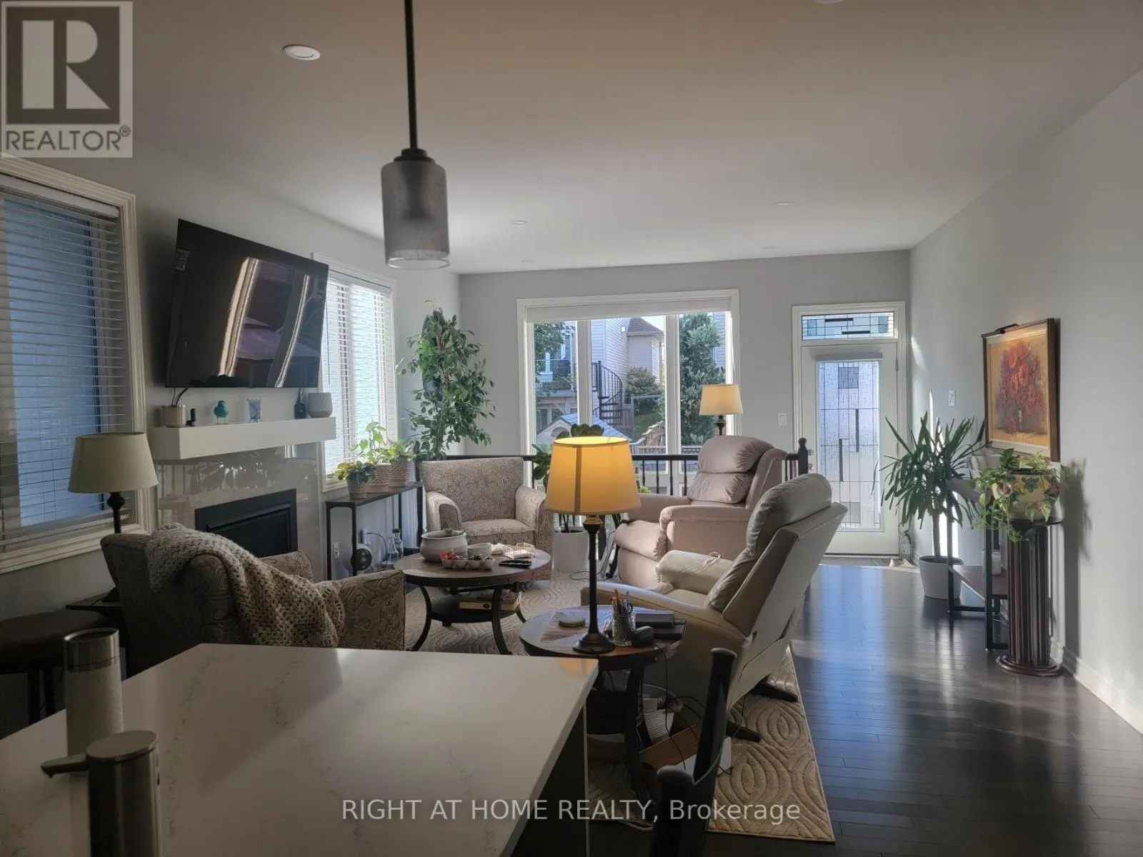 657 PARADE DRIVE