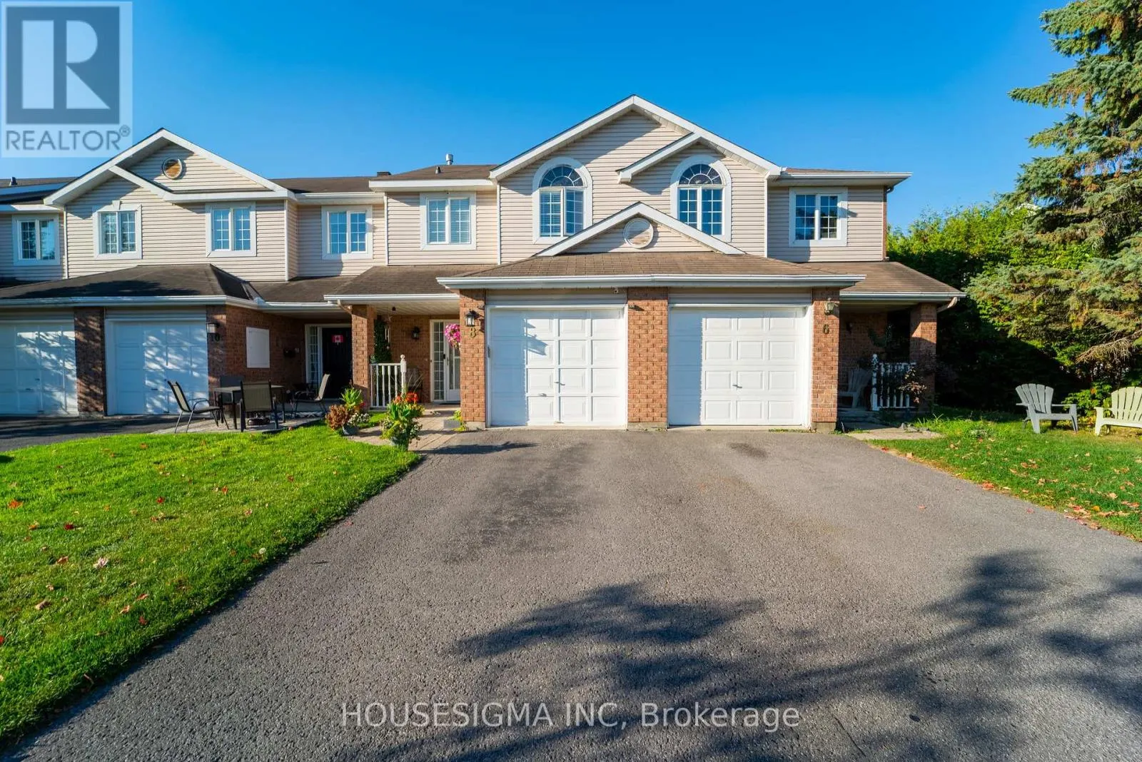 8 HODGSON COURT