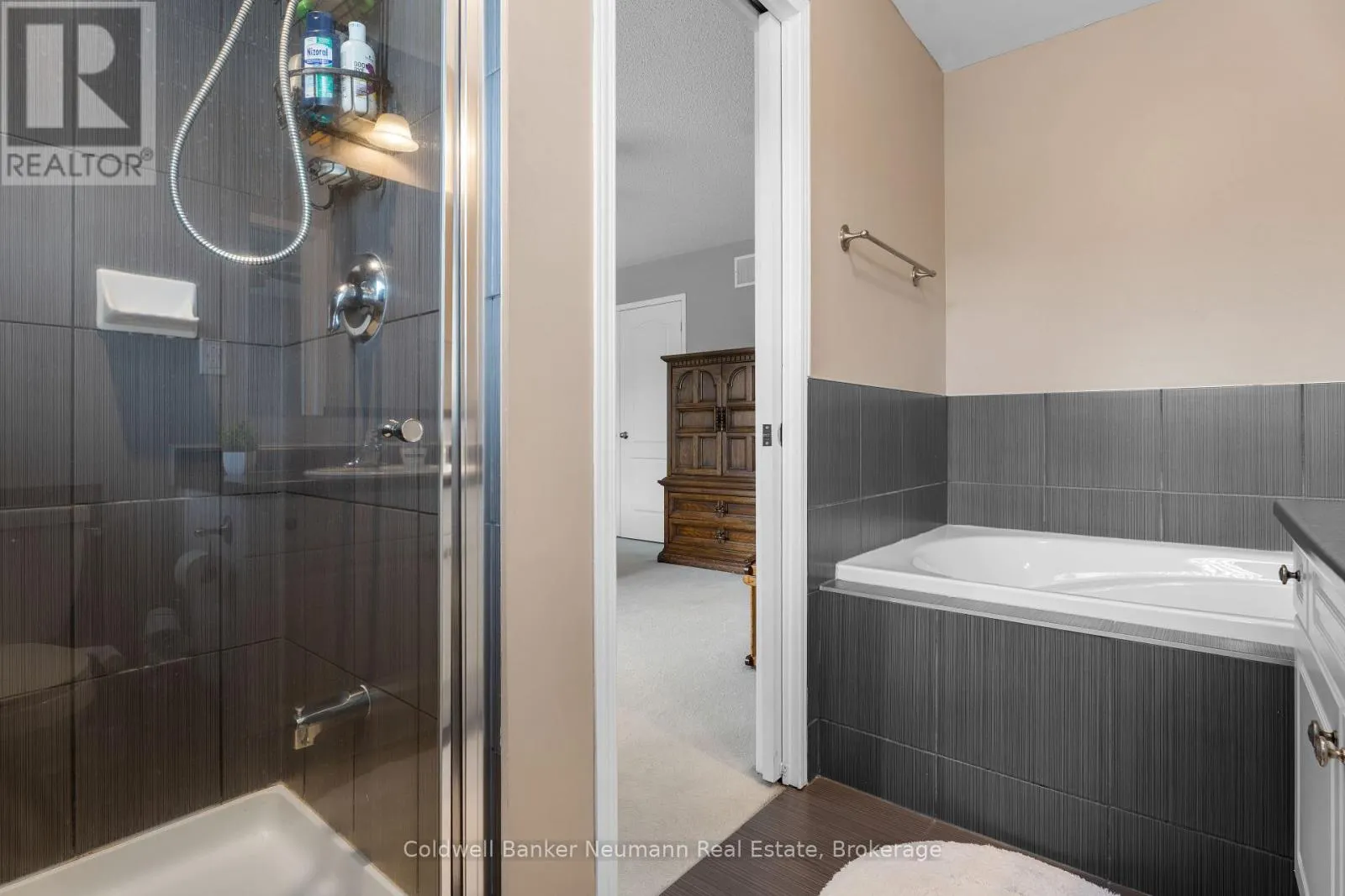 71 - 1035 VICTORIA ROAD S, #71