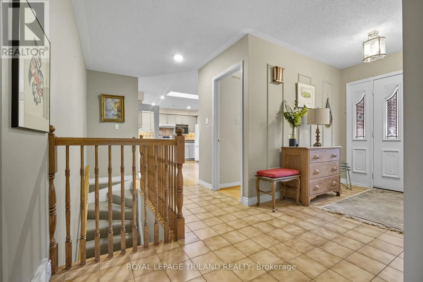 16 - 60 ROSECLIFFE CRESCENT, #16