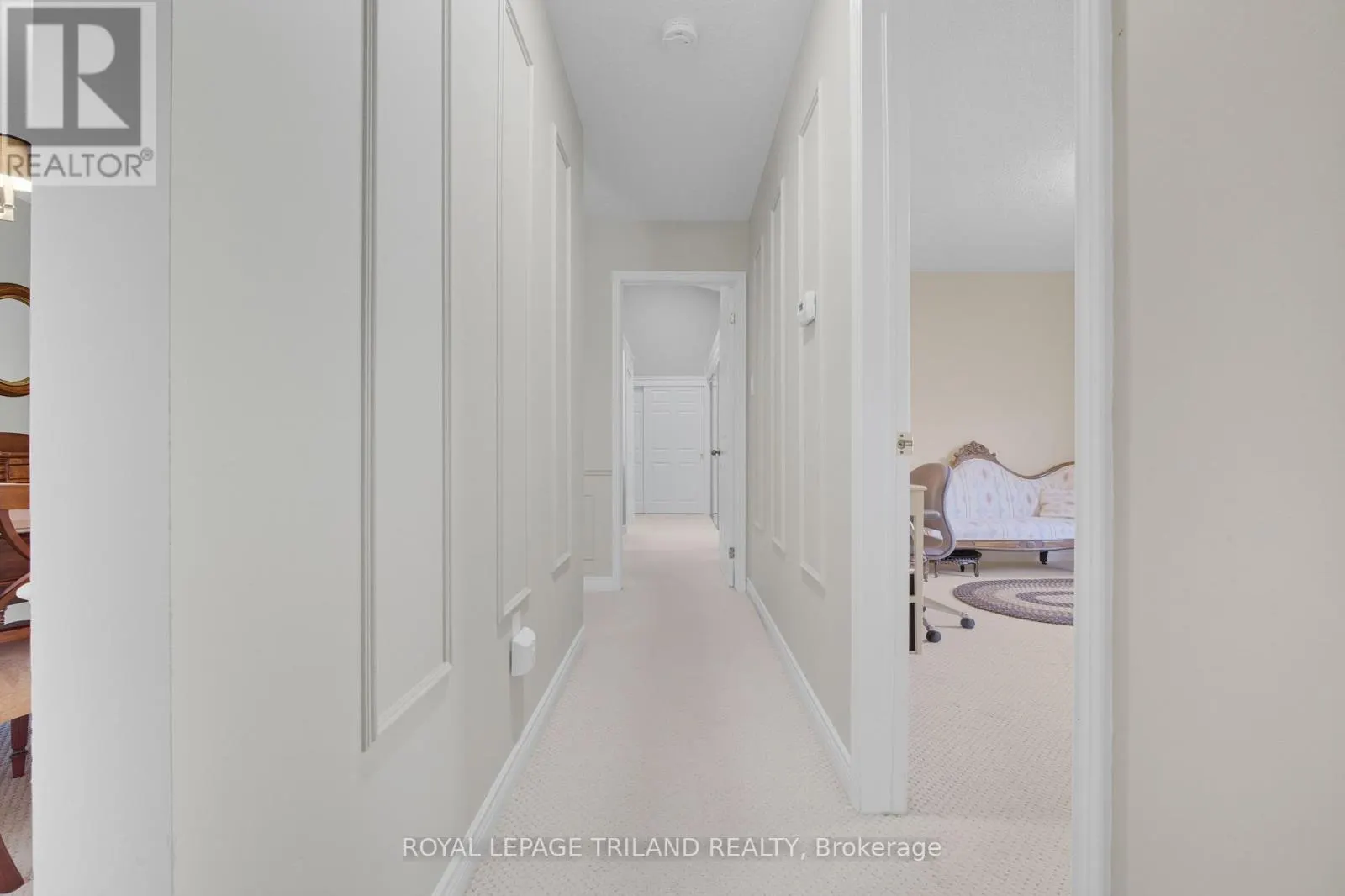 16 - 60 ROSECLIFFE CRESCENT, #16