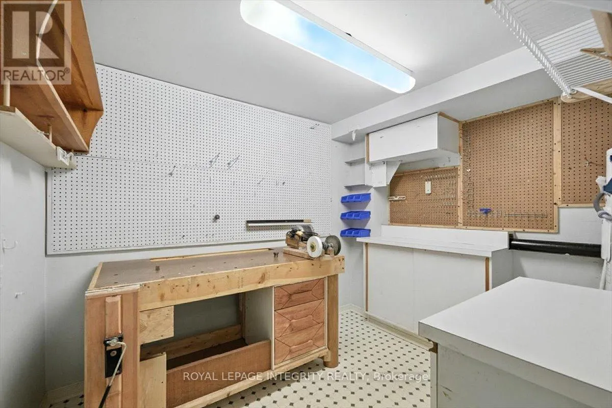 17 COLUMBUS AVENUE