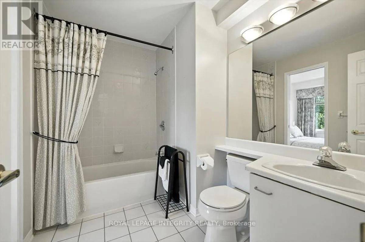 17 COLUMBUS AVENUE