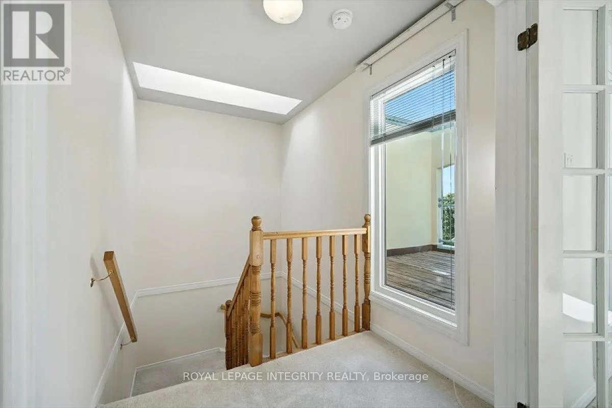 17 COLUMBUS AVENUE