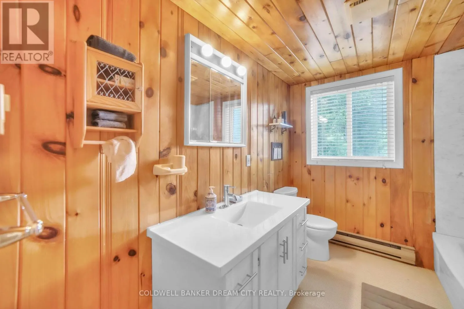 1004A ALMOND LANE