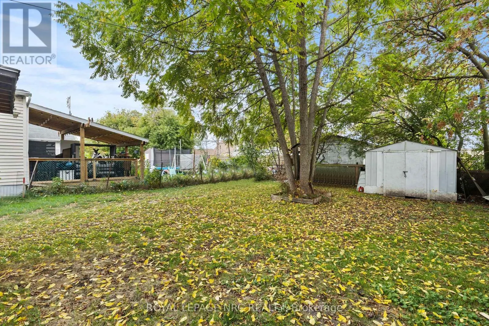 5261 BUCHANAN AVENUE