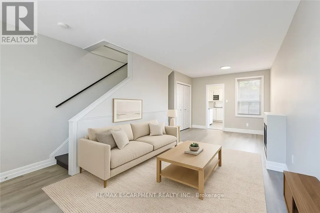 187 BARTON STREET W