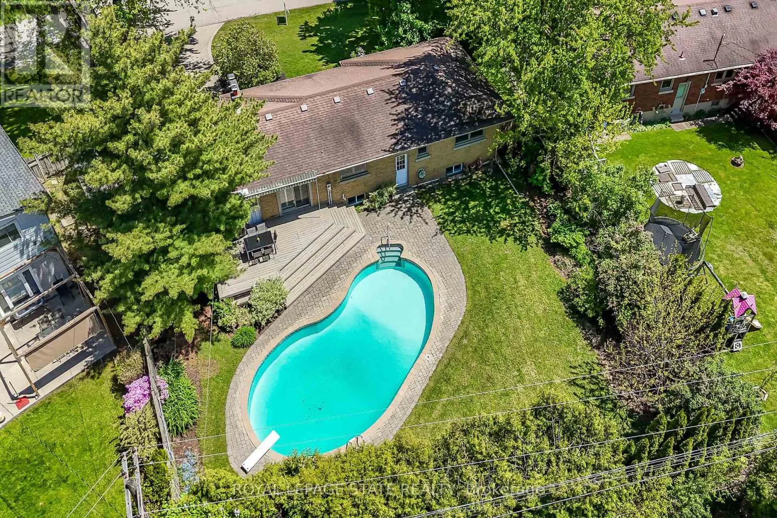 128 ONEIDA BOULEVARD