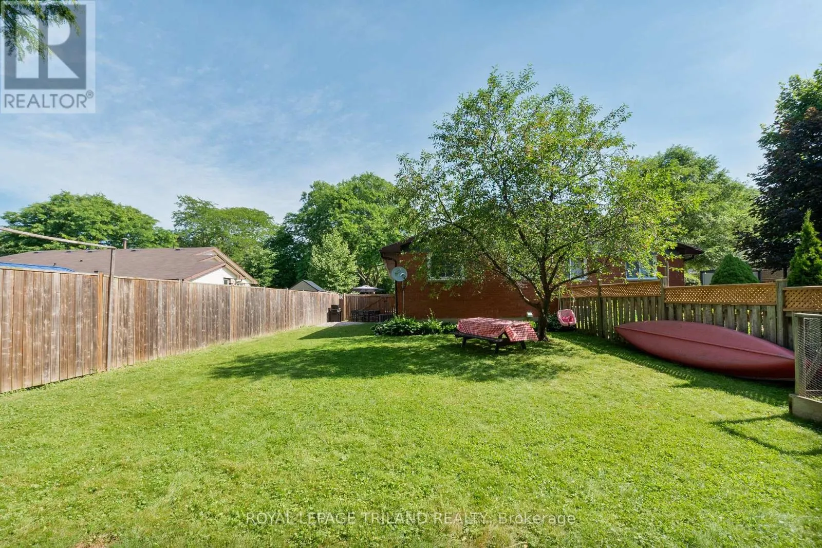 15 MOHEGAN CRESCENT