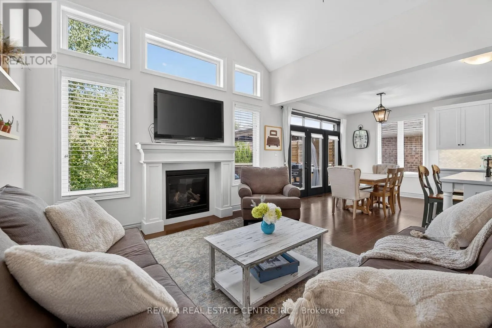 53 ANDERSON AVENUE